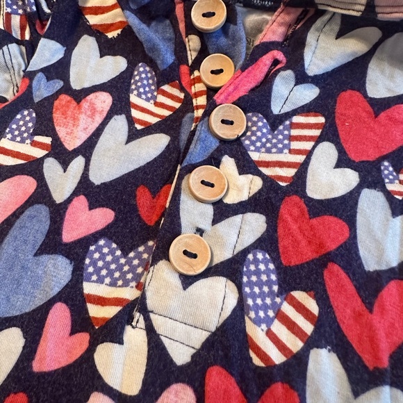 Posh Peanut patriotic Henley sleeveless ruffle romper.  9-12 months. GUC - Picture 2 of 5